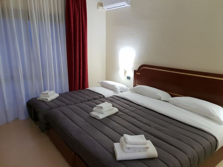Hotel Mercure Napoli Sud Sakura