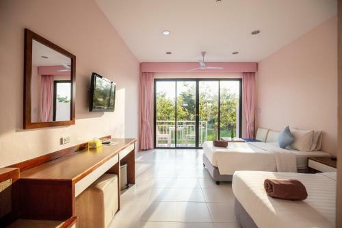 Hotel Xanadu Beach Resort