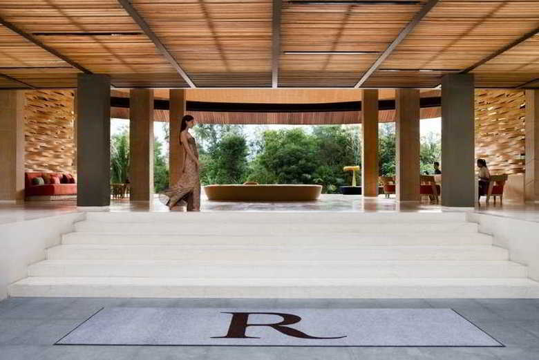 Hotel Renaissance Phuket Resort & Spa