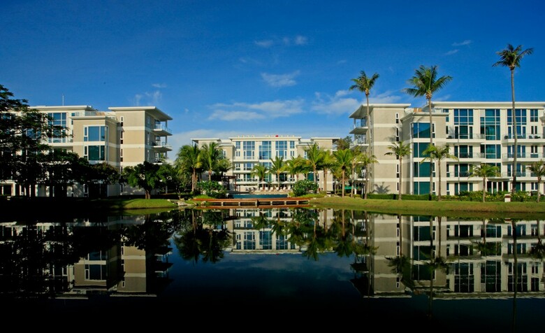 Hotel Centara Grand West Sands Resort & Villas Phuket