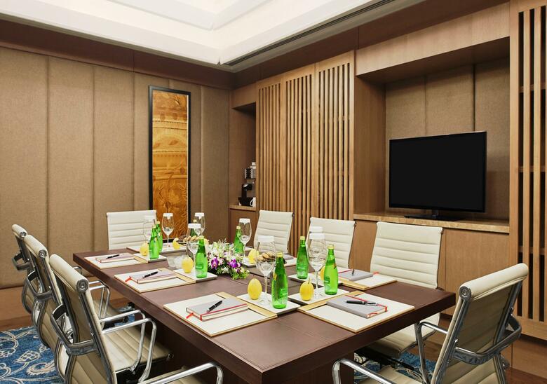 Kempinski Ambience Hotel Delhi