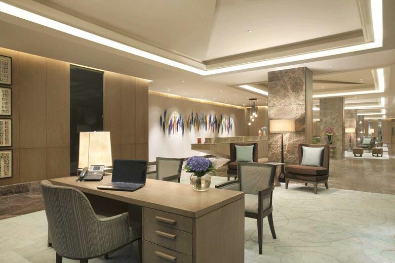 Kempinski Ambience Hotel Delhi
