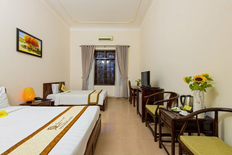 Bach Dang Hoi An Hotel