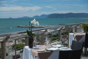 Hotel Excelsior
