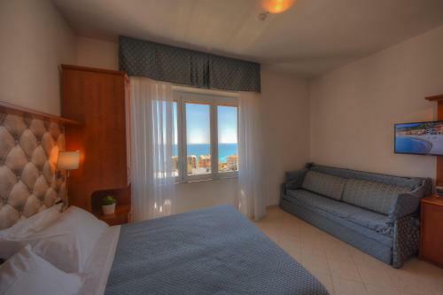 Hotel Noris