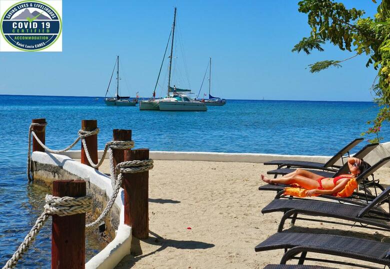 Hotel Marigot Beach Club & Dive Resort