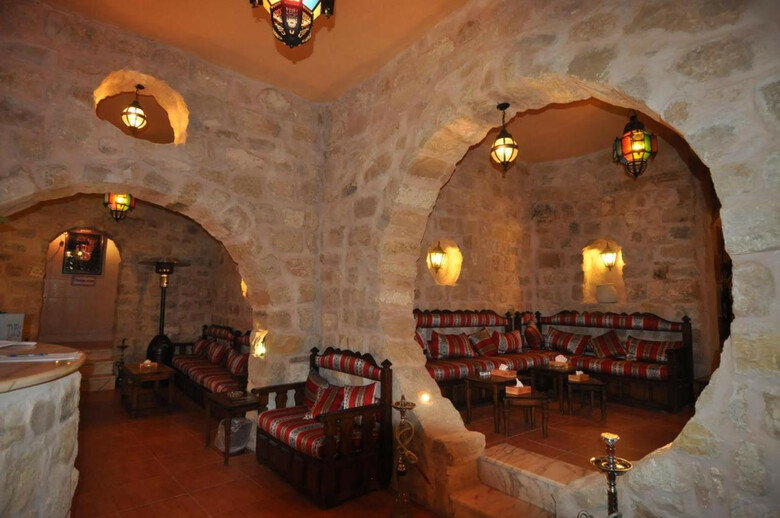 Al Anbat Hotel & Restaurant