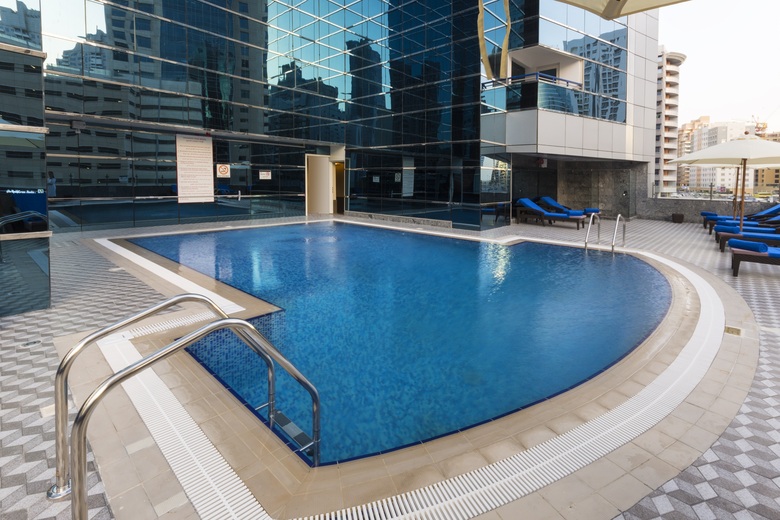 Apartamento Golden Tulip Media Hotel