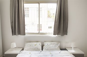 Kerem Hateiminim Apartments