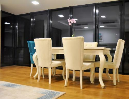 University Hotel Emiran