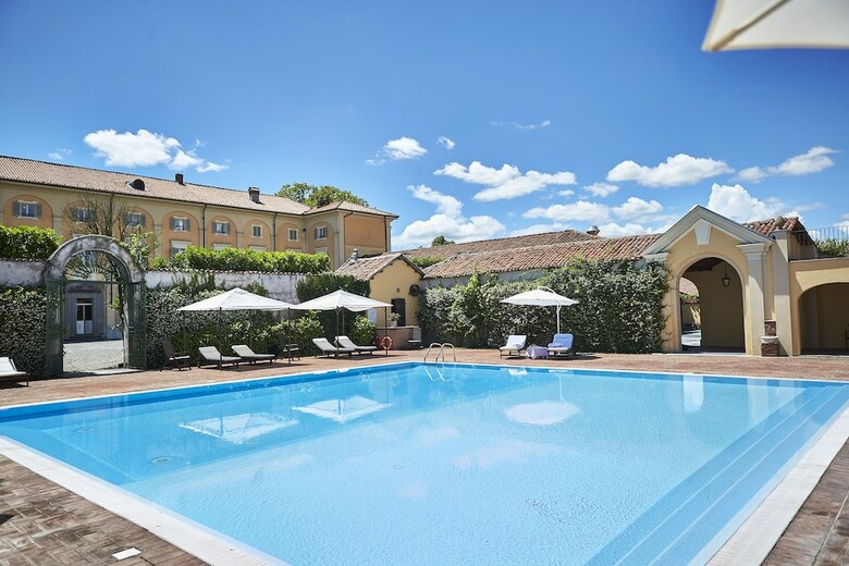 Relais Villa Matilde - A Sina Hotel