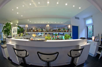 Santoni Freestyle Hotel