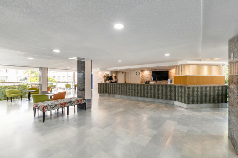 Hotel Catalonia Oro Negro