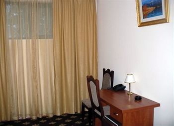 Hotel Bazaleti Palace