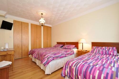 Hostal Lynfield Guesthouse