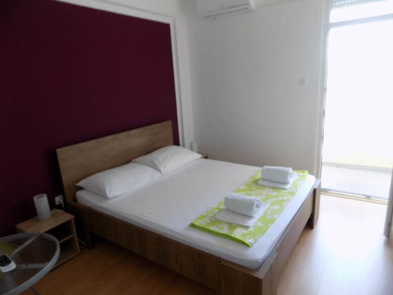 Hostal Rooms And Apartments Galeb