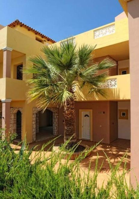 Frixos Hotel