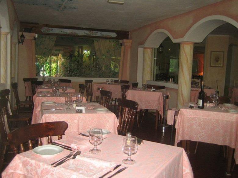 Colonna Beach Hotel