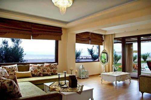 Hotel Mediterranean Village
