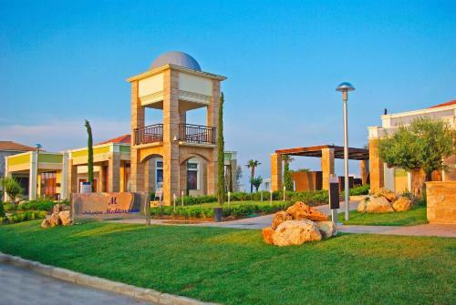 Hotel Mediterranean Village