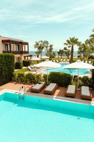 Hotel Mediterranean Village