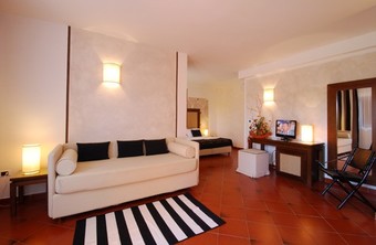 Cala Rosa Club Hotel