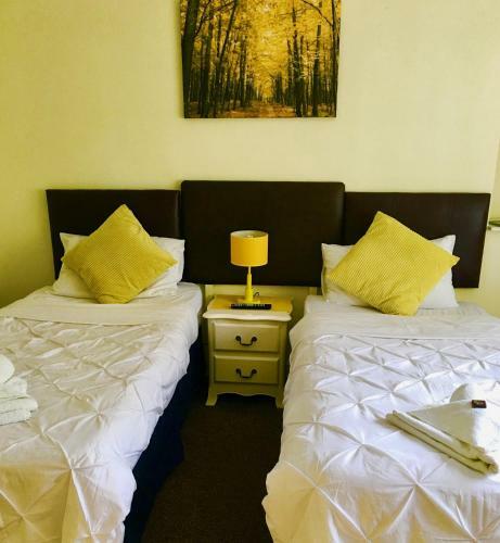 Hostal Watson Lodge Guest House