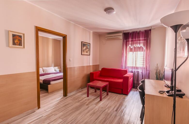 Aparthotel Garni Citi Hotel Veliki