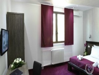 Side One Design Hotel