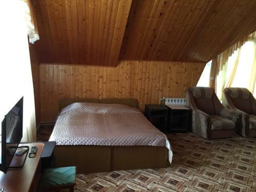 Hostal Alyona Hotel