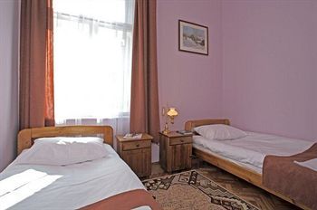 Enigma Hostel & Apartments