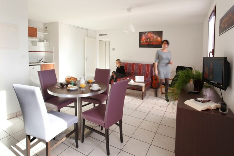 Hotel Adonis Carcassonne La Barbacane