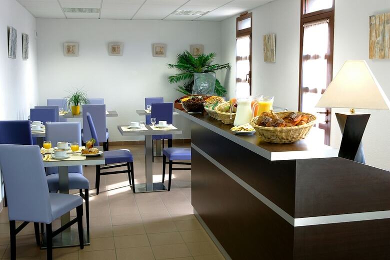 Hotel Adonis Carcassonne La Barbacane