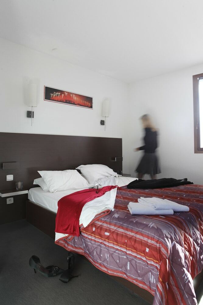 Hotel Adonis Carcassonne La Barbacane