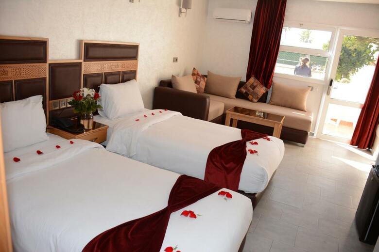 Hotel Club Almoggar