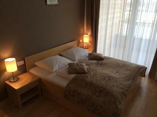 Aparthotel Gozdna Villa Mari