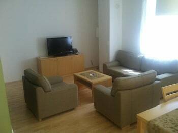 Aparthotel Gozdna Villa Mari