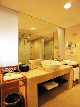 Hotel Landmark International