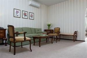 Dolphin Resort Hotel & Conference