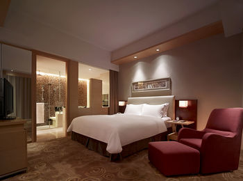 Hotel New World