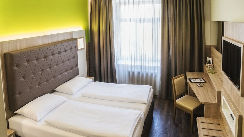 Goldenes Theaterhotel