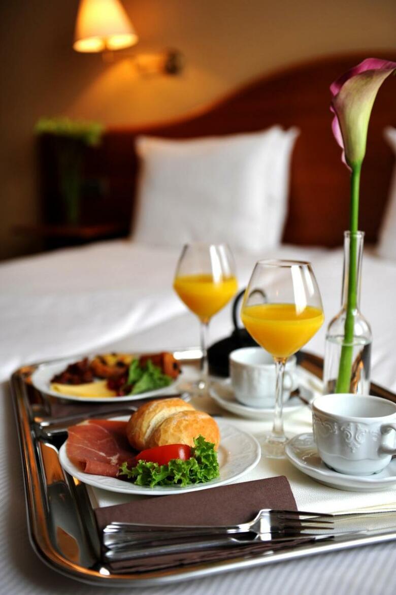 Flanders Hotel