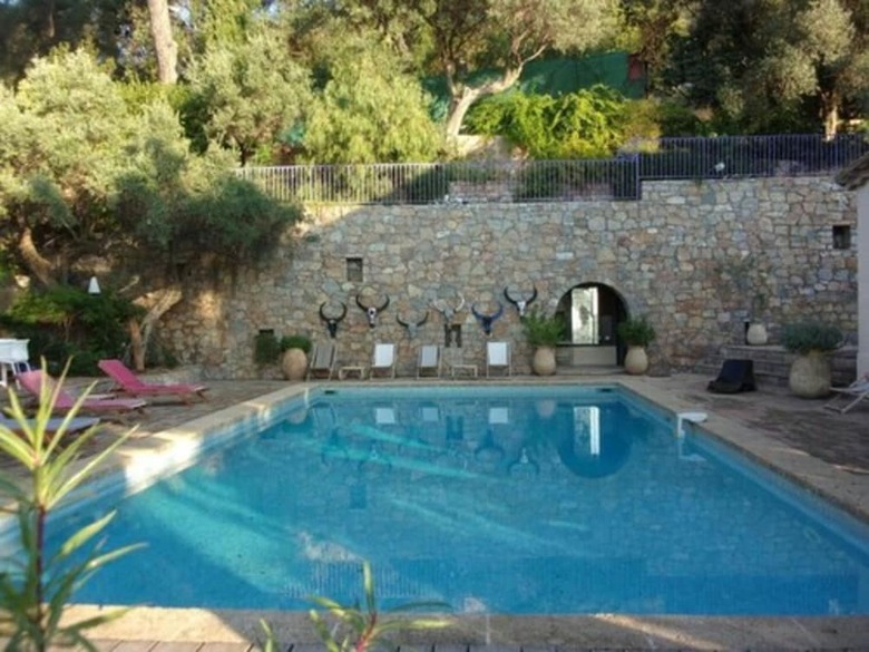Hostal Castel Pierre Lisse