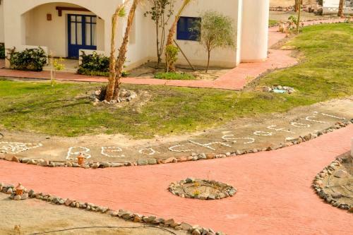 Hotel Aurora Beach Safari Resort
