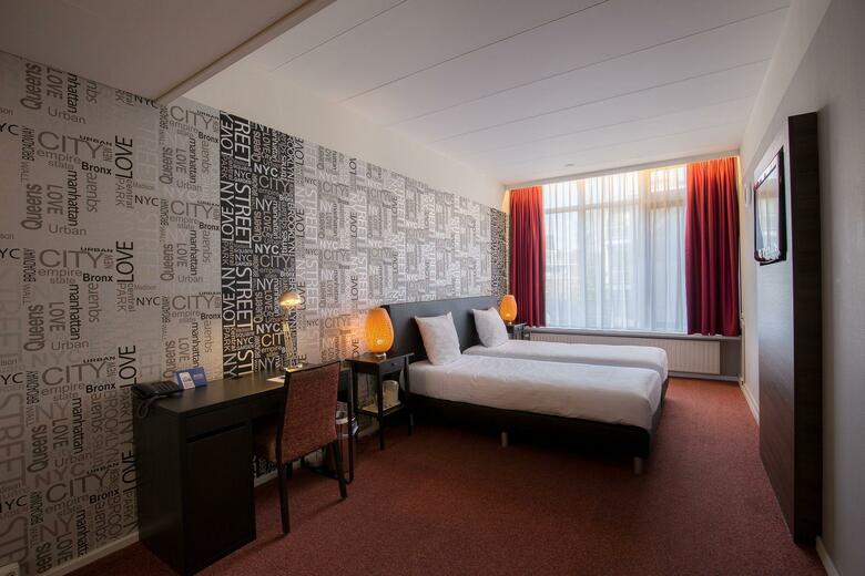 Hotel A&O Rotterdam City