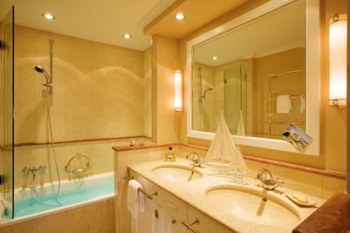 Hotel Yachthafenresidenz Hohe D�ne