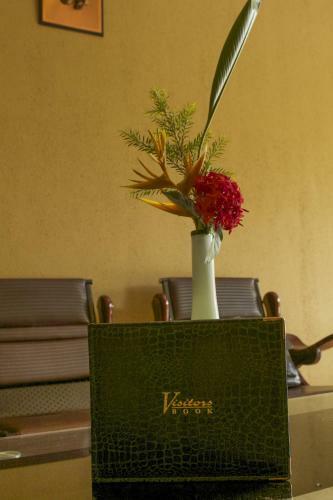 Olive Gardens Hotel