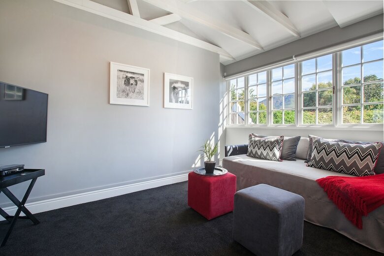 Bed & Breakfast 14 On Klein Constantia
