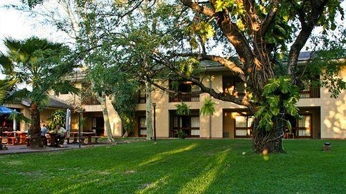 Hotel Numbi & Garden Suites