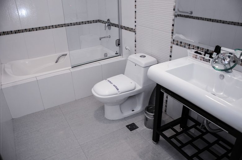 Senses Hotel Equipetrol